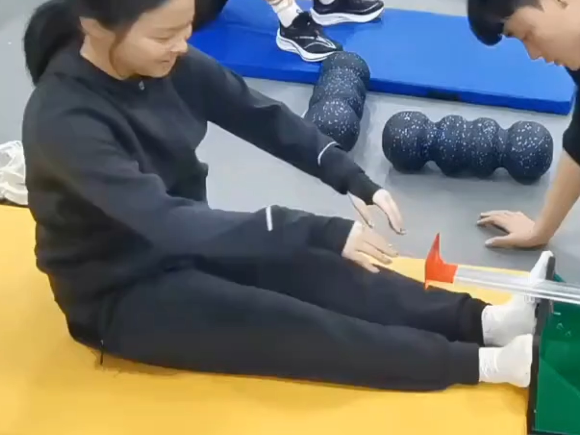 详细阅读:坐位体前屈怎么练快速有效(坐位体前屈怎么练快速有效图片) 坐位体前屈怎么练快速有效(坐位体前屈怎么练快速有效图片)